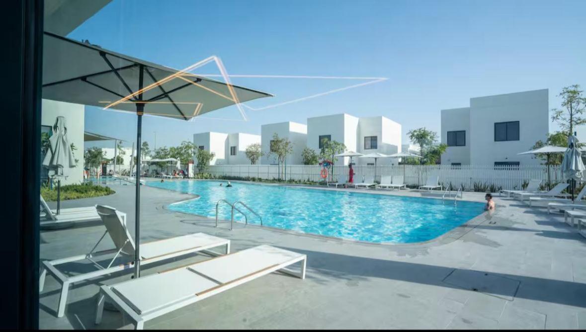 Villa Modern Luxury At The Yas Escape